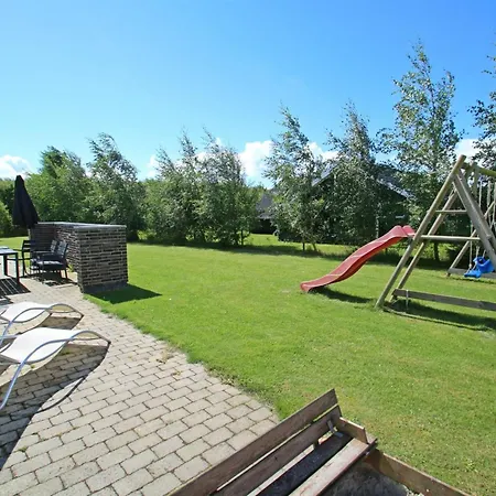 Hvenild - 800m From The Sea By Interhome *