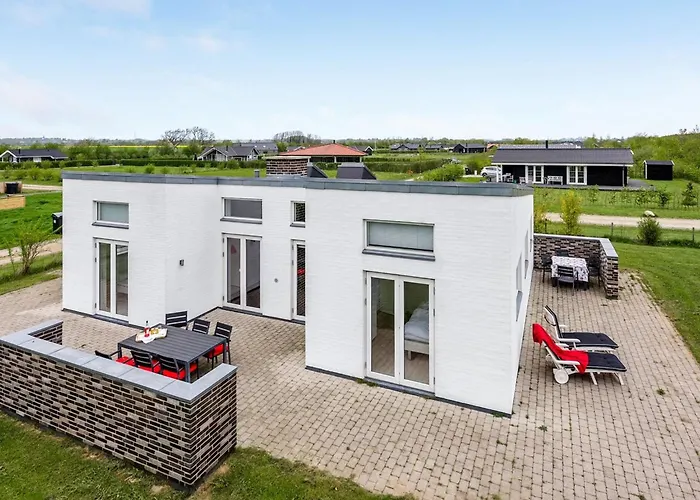 Hvenild - 800m From The Sea By Interhome * Nedre Lysabild